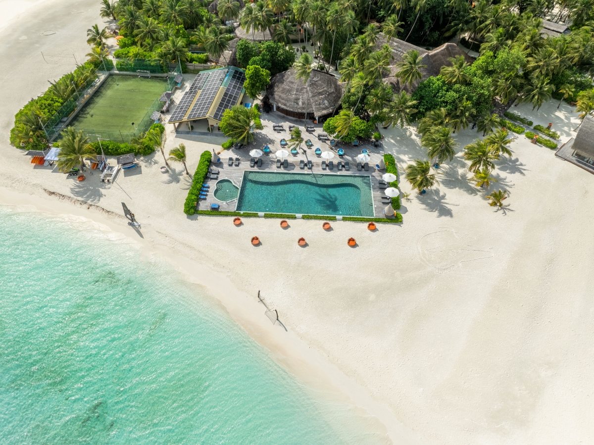 Angsana Velavaru Aerial_Kuredhi Pool Bar
